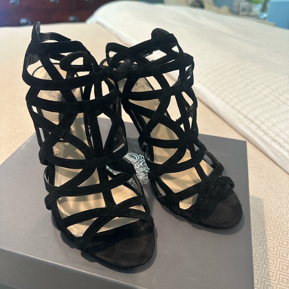 Vince Camuto Kenna sandals size 8